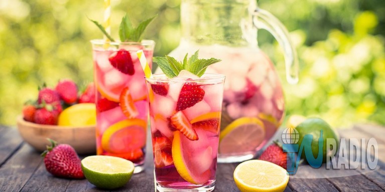 Gaya Hidup Baru dengan Crystal-Infused Water Demi Kesehatan